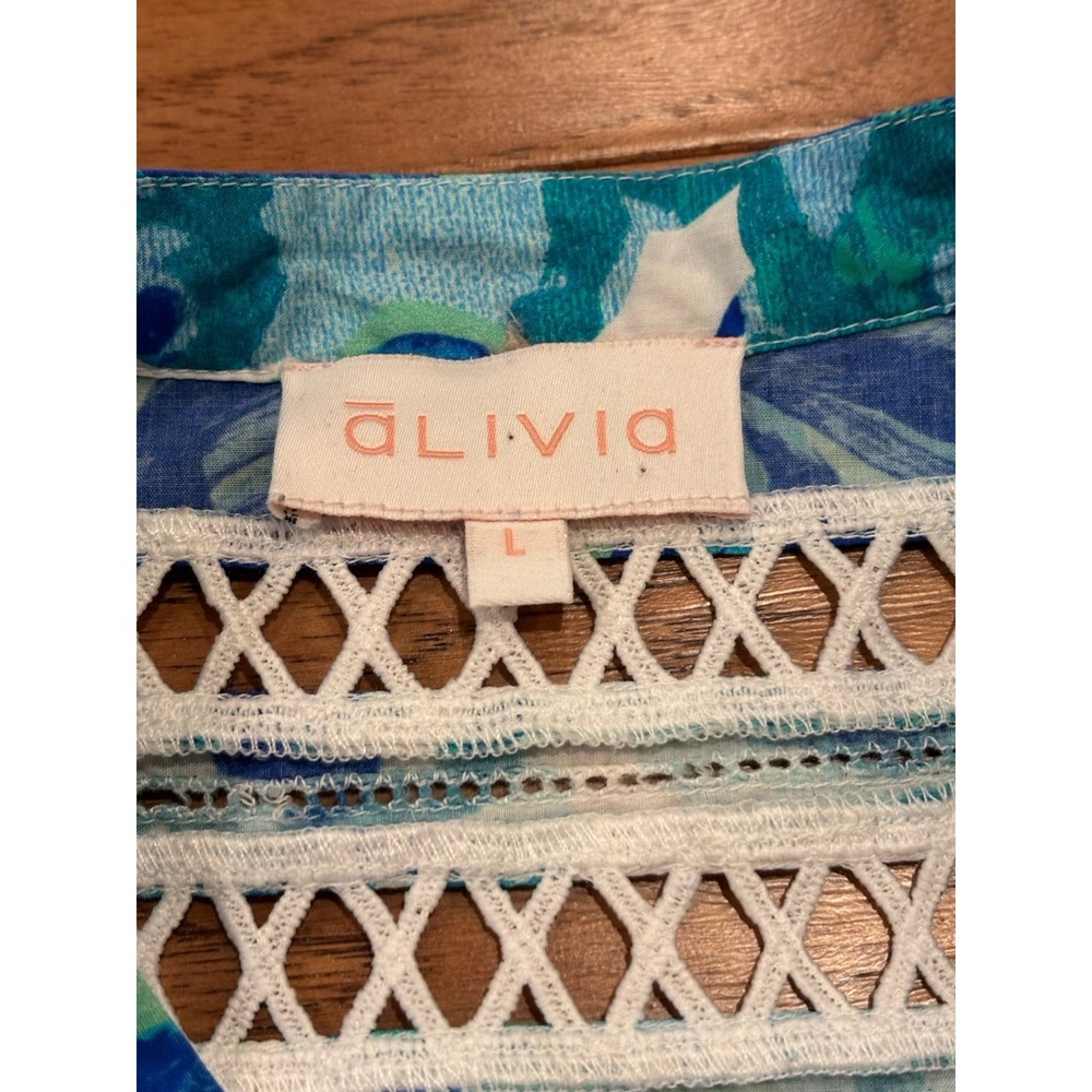 ALIVIA JOMARIE TOP Ruffle Sleeves White Blue Floral Size L 100% Cotton Whimsy - Picture 4 of 5